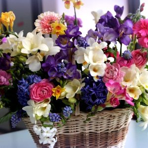 Charming Carnation Vase